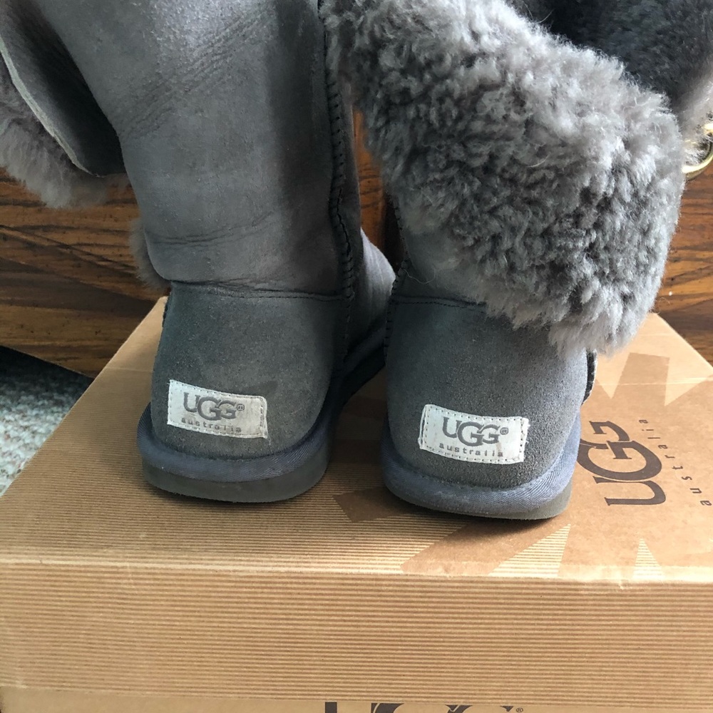 Pre-owned Ugg boots